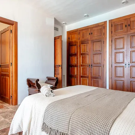 וילה San Josep 6-bed Sleeps 14 Pool & Sea View סן חוזה דה סא טלאיה