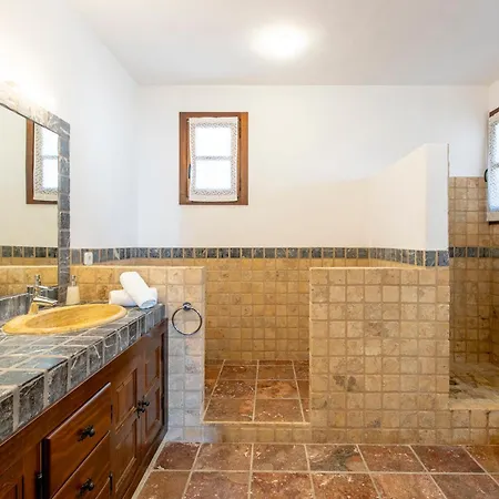 San Josep 6-bed Sleeps 14 Pool & Sea View * סן חוזה דה סא טלאיה